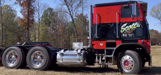 High Horsepower Cabover Semi Truck!